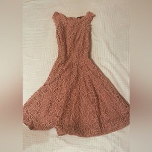 City Studio Dusty Muave/Light Pink Lacy Fit and Flare Thigh Length Dress Size 0